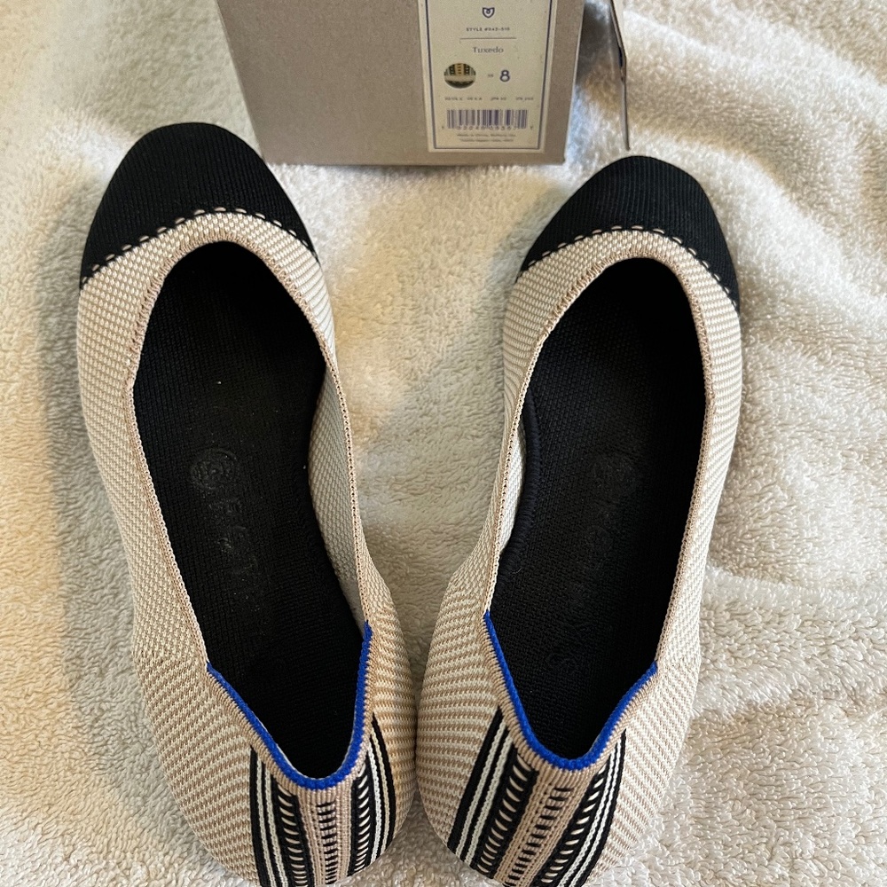 Rothy's Tuxedo Flat Size 8